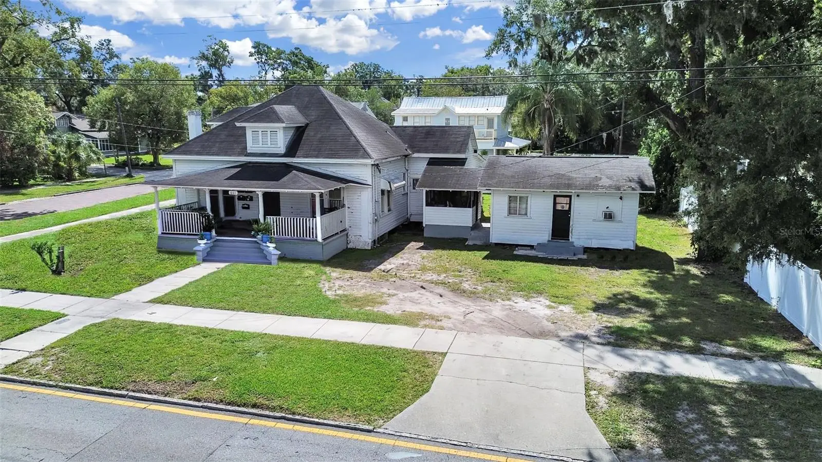 601 Baker Street, FL