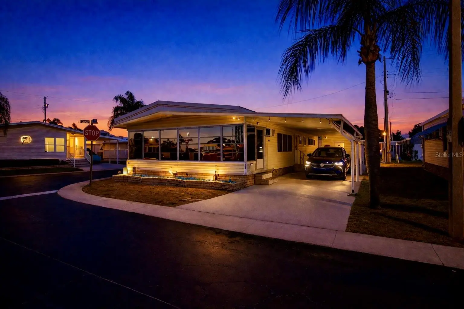 2000 Bay Drive, FL