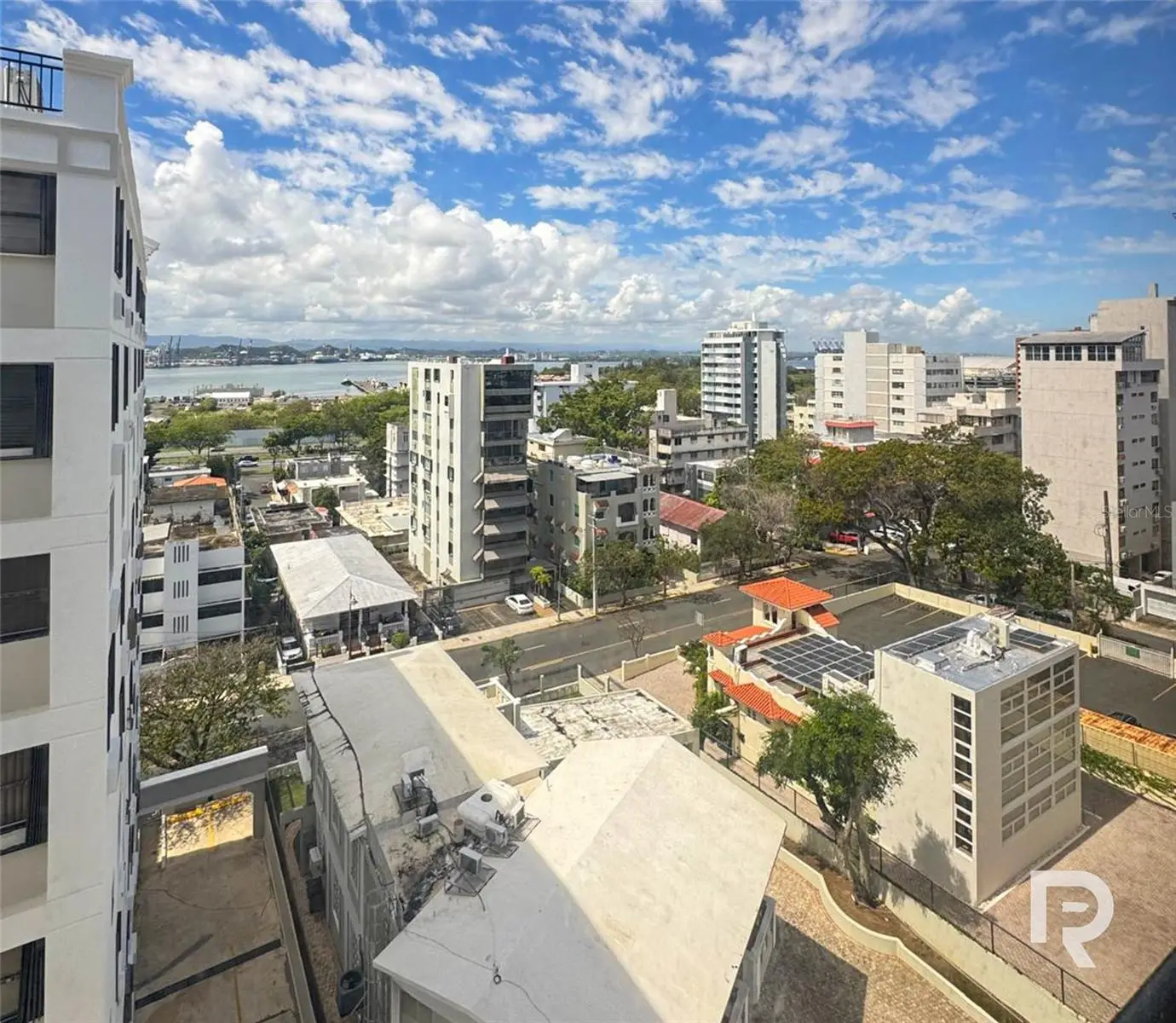 706 Roosevelt Av. Ph-9, PR