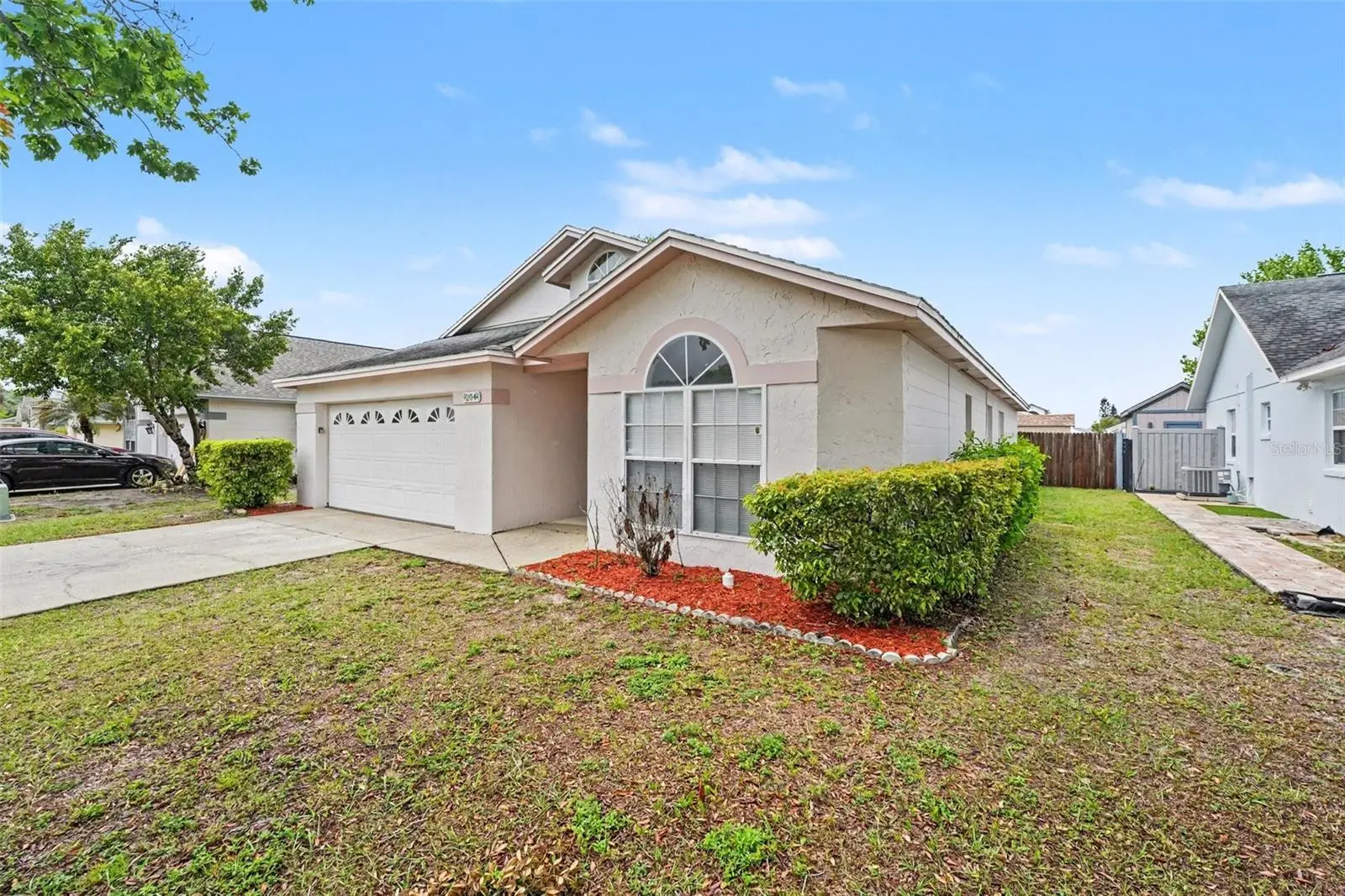 204 Kingshill Court, FL