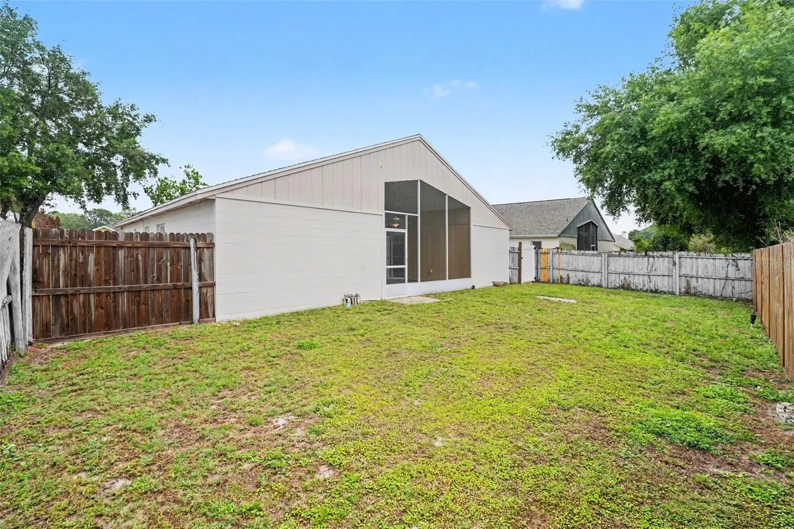 204 Kingshill Court, FL