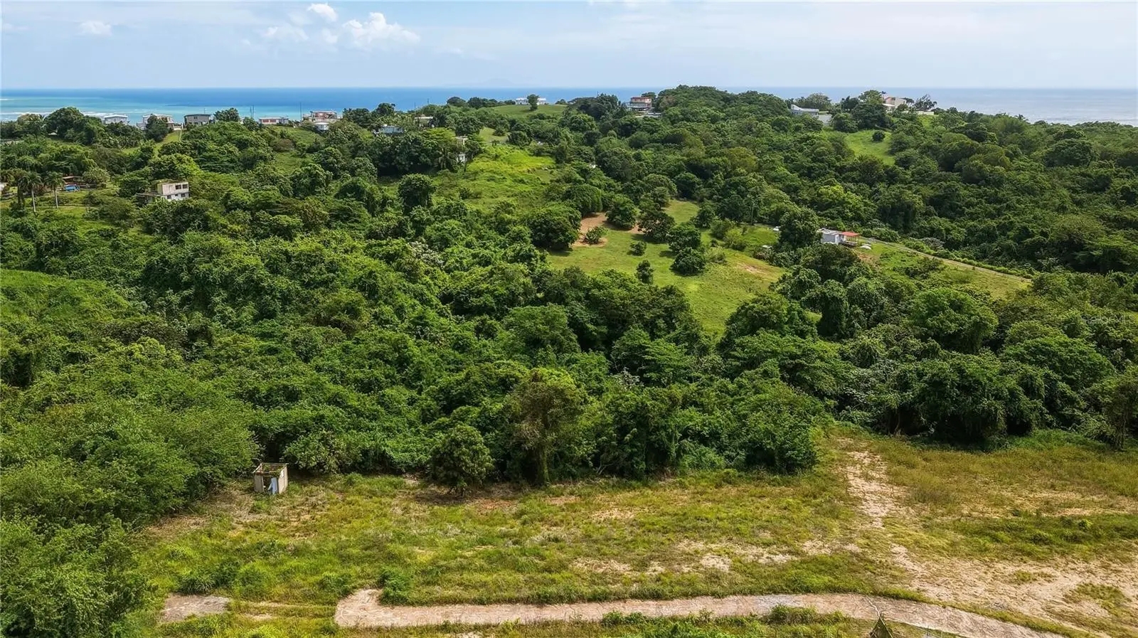 Lots 8, 11, 11a, 11b, 11c Camino Nuevo, PR
