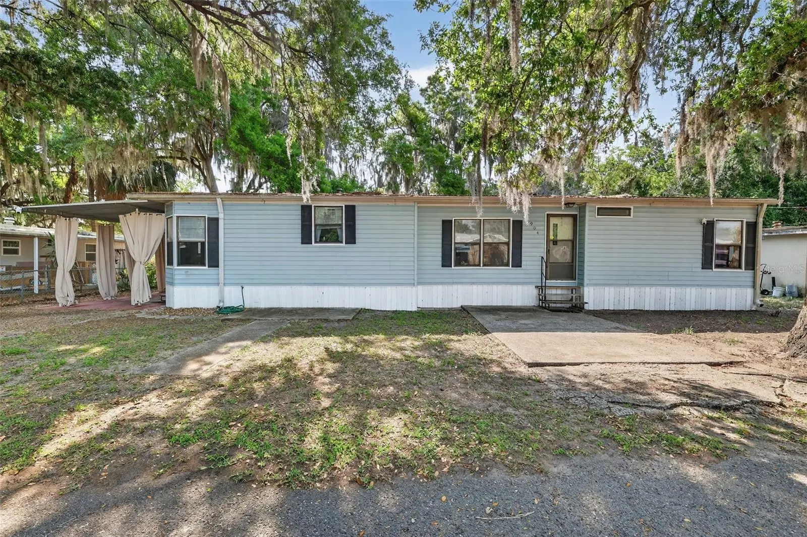 904 Maplewood Street, FL