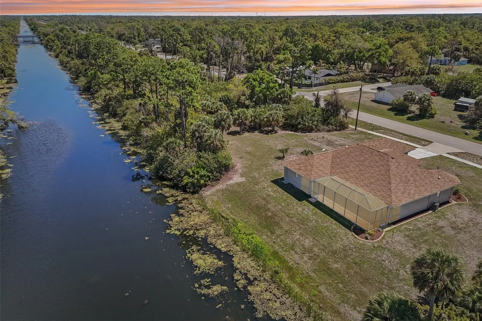 2160 Hillsborough Boulevard, FL