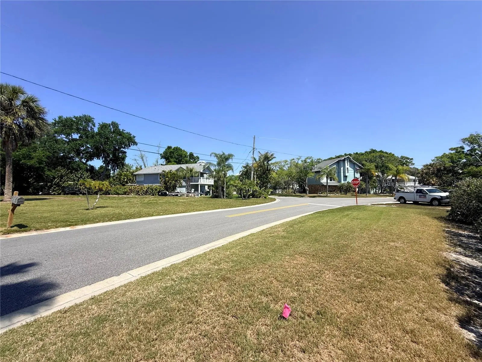231 Lagoon Drive, FL