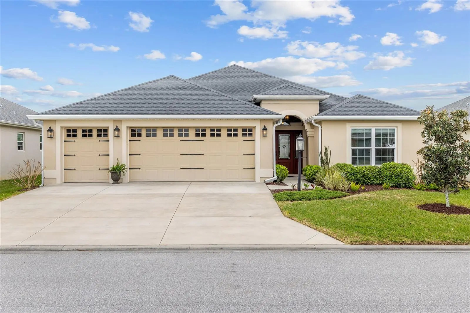 5791 Henry Loop, FL