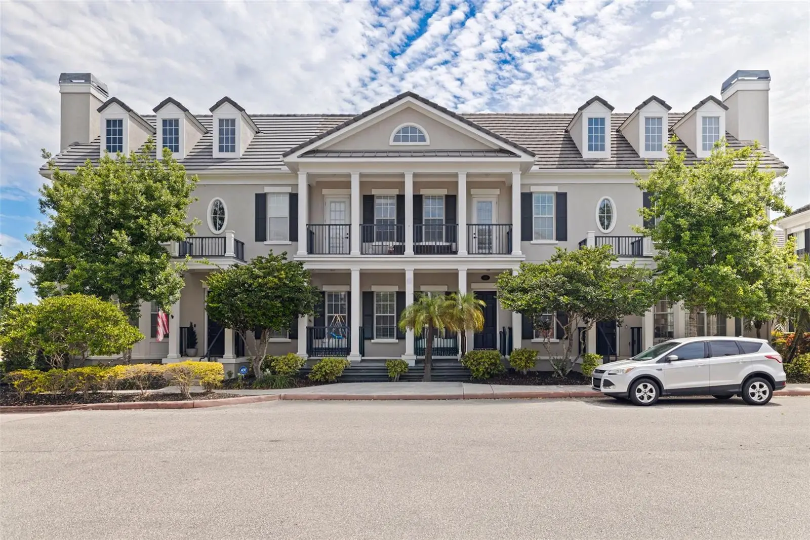 125 Commonwealth Court, FL