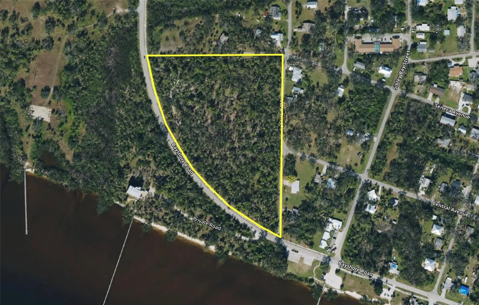 22901 Bayshore Road, FL