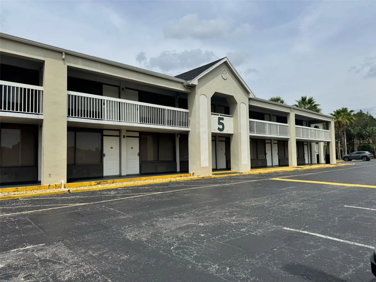 5245 Irlo Bronson Memorial Highway, FL
