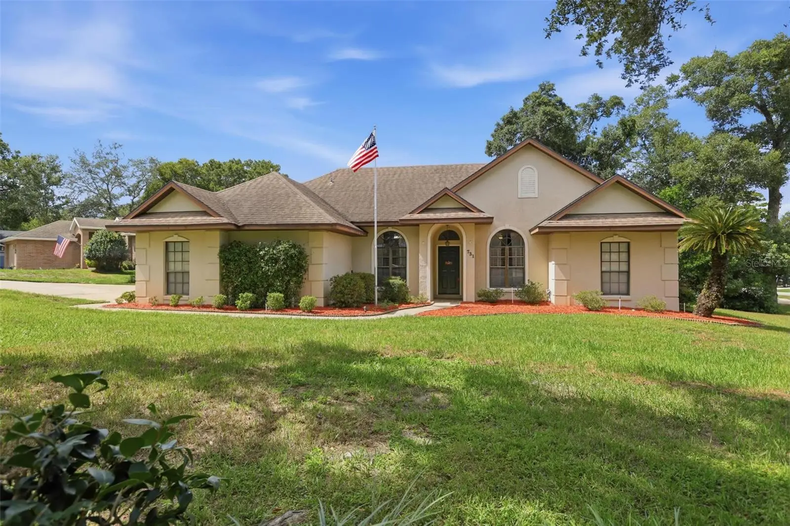 731 Edgewild Court, FL
