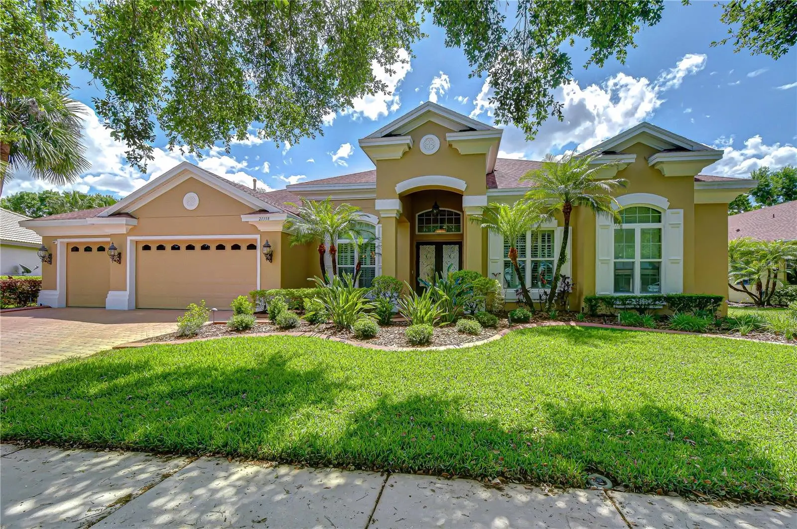 21338 Lake Vienna Drive Drive, FL