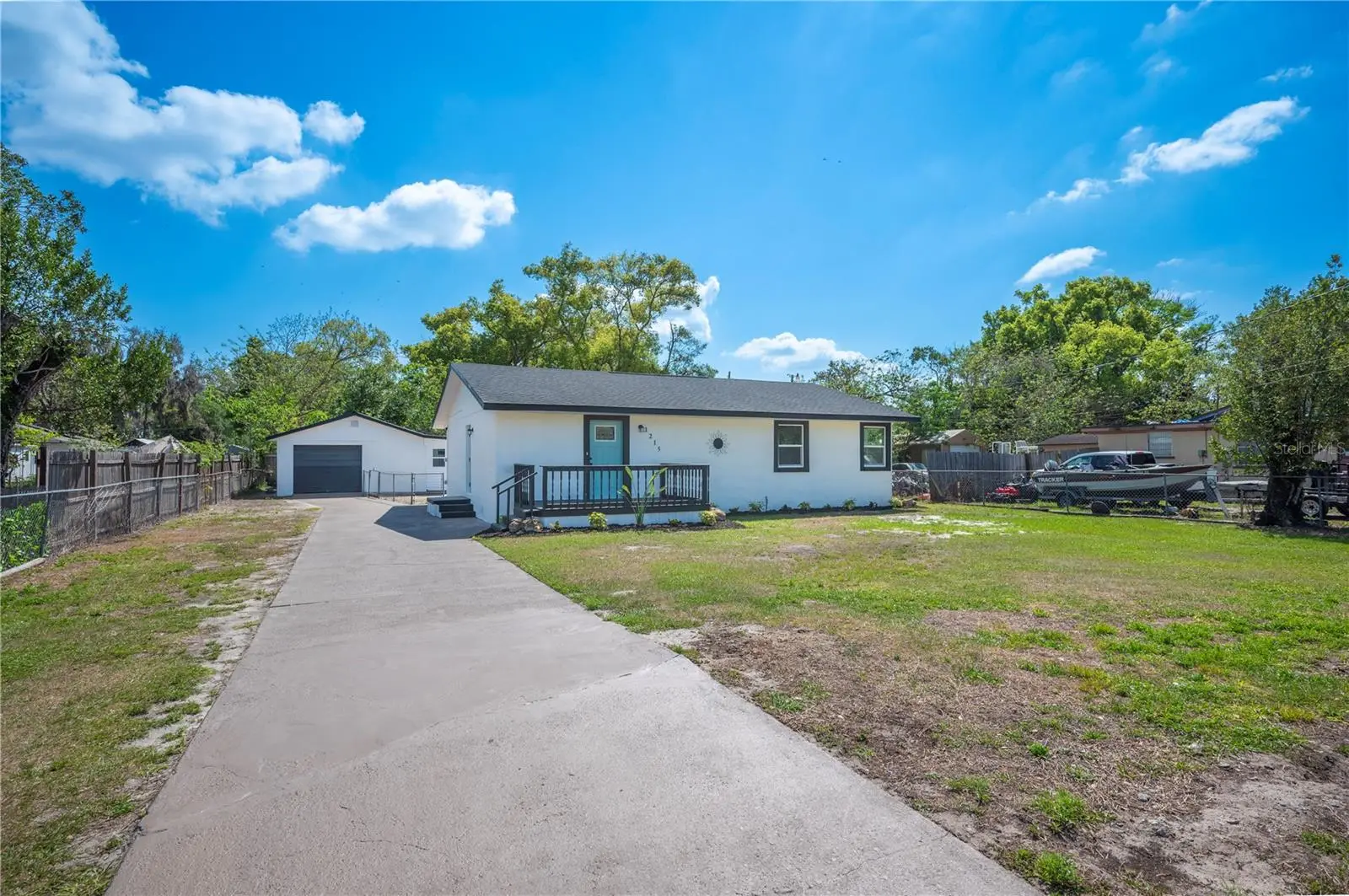 1215 El Camino Road, FL