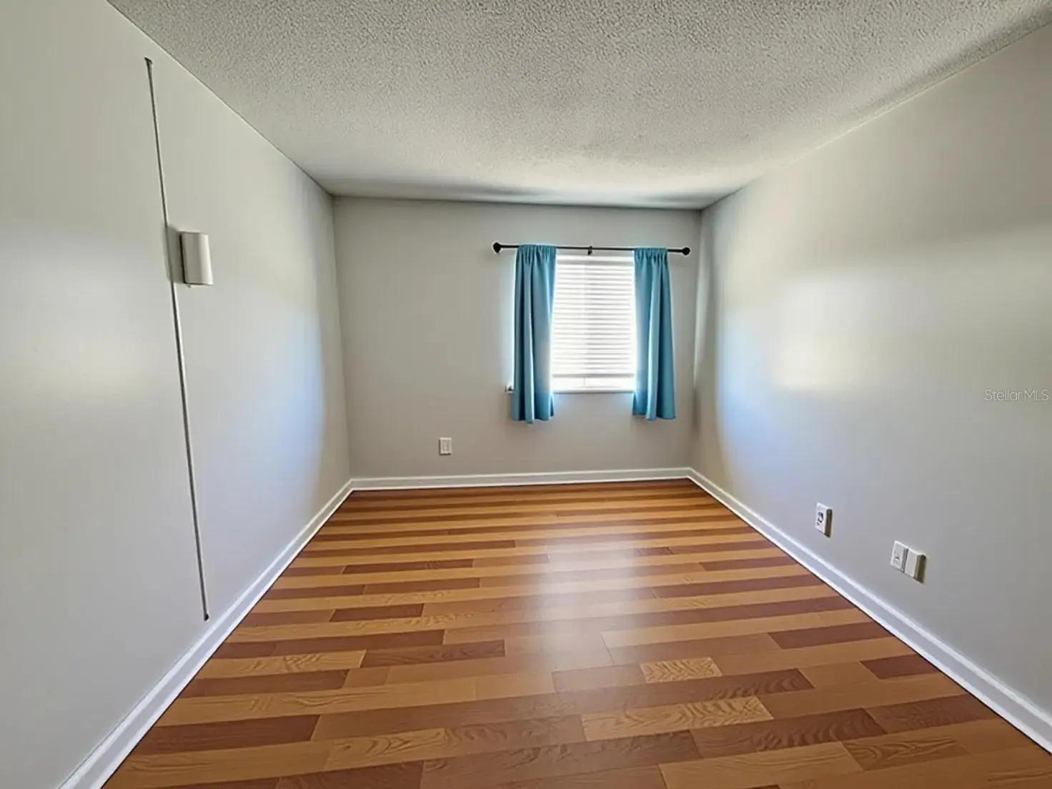 626 Fairways Circle, FL