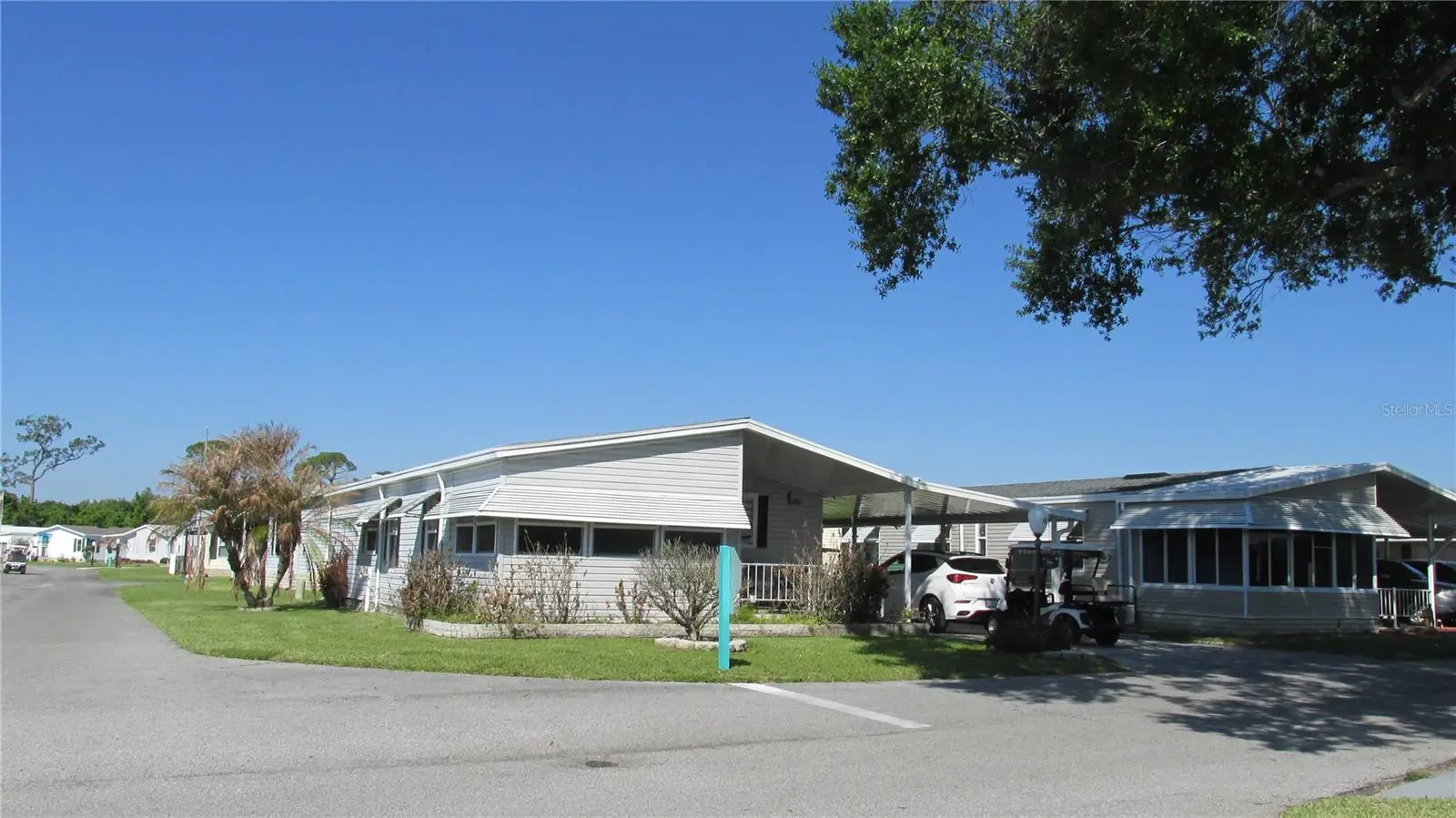 102 Newcastle Boulevard, FL