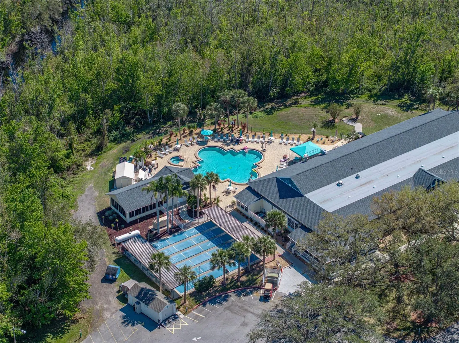 102 Newcastle Boulevard, FL