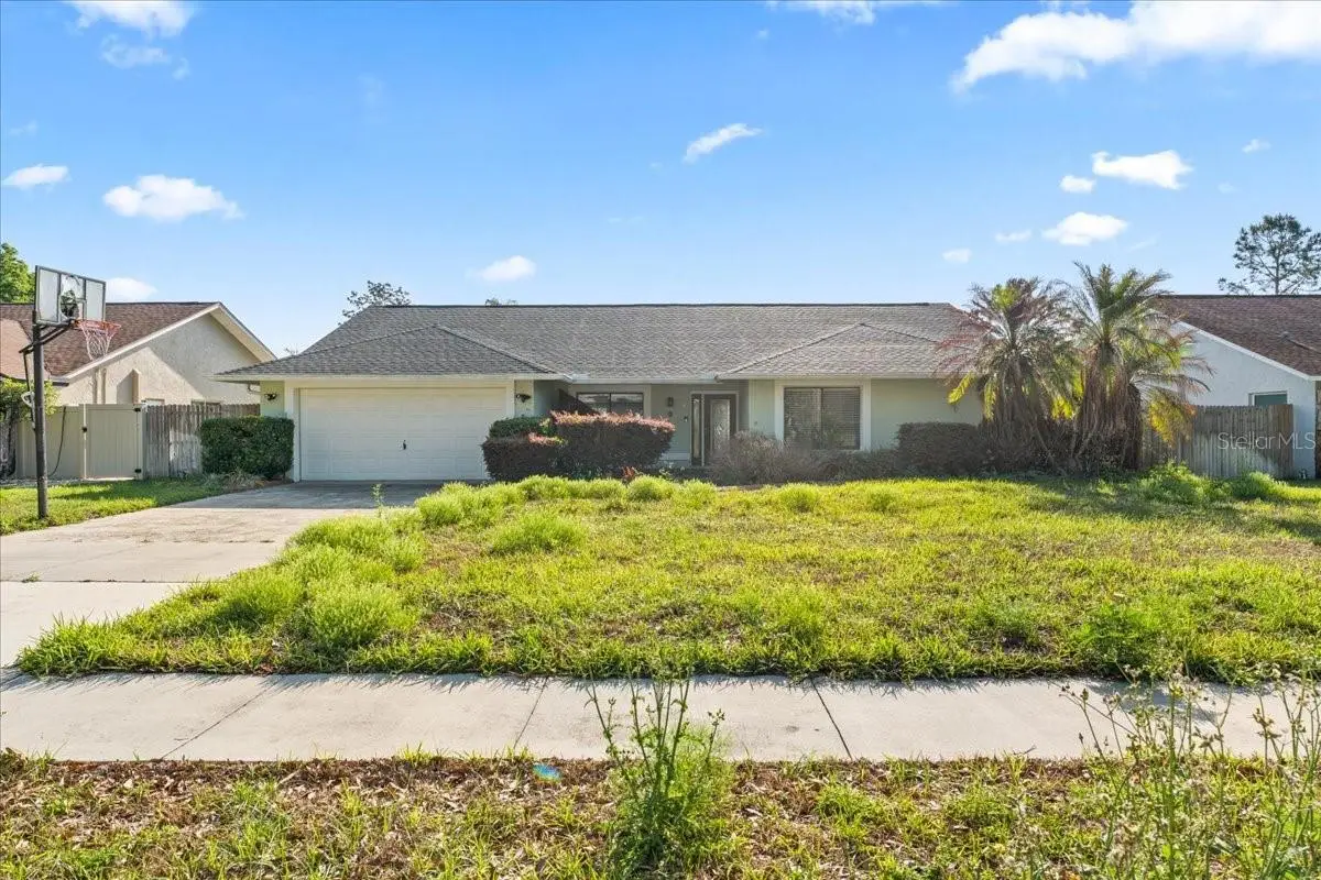 905 Stratford Manor Drive, FL