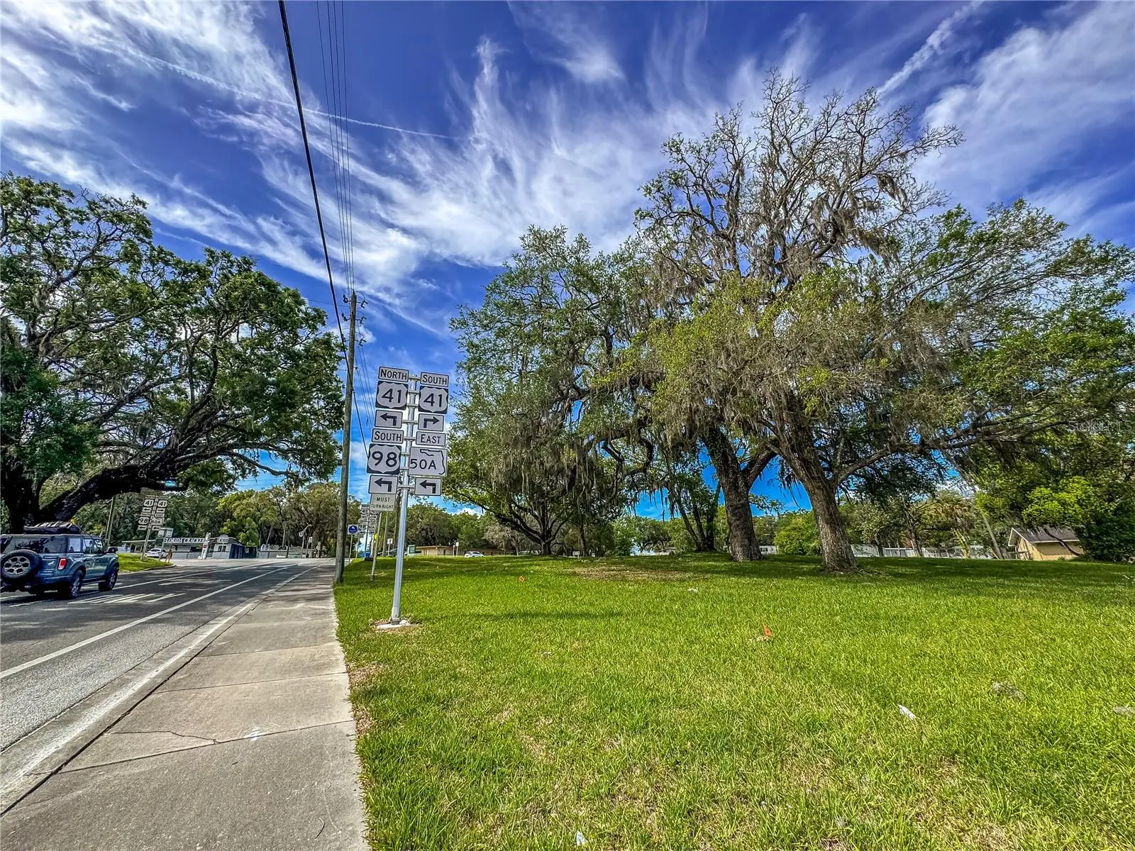 615 Old Hospital Drive, FL