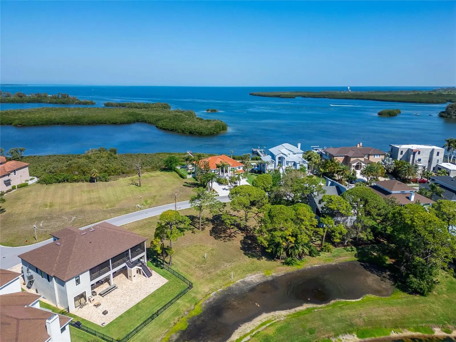 Pointe Alexis Drive, FL