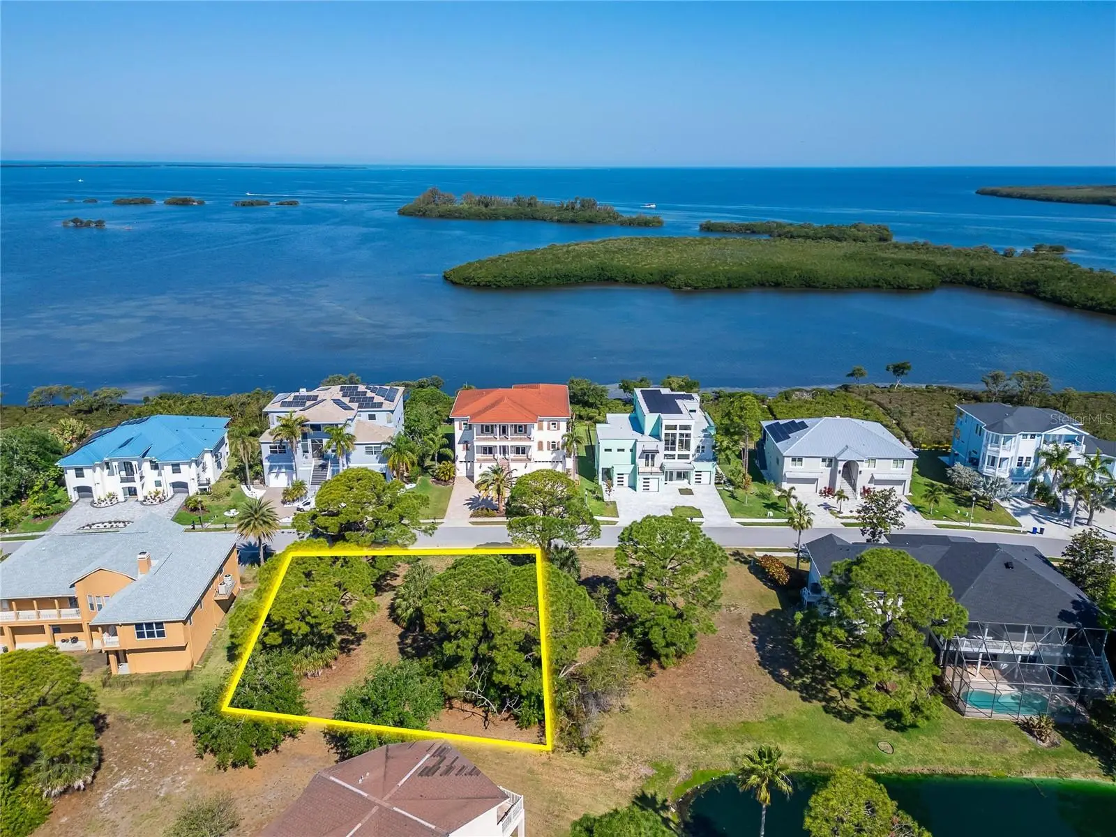 Harbour Watch Circle, FL