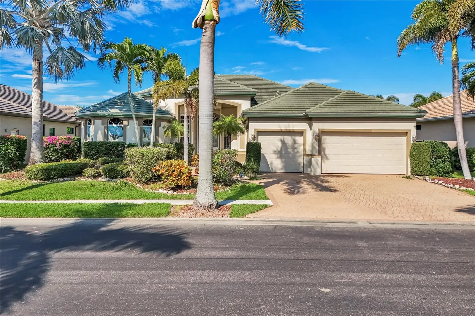 15930 Catalpa Cove Drive, FL