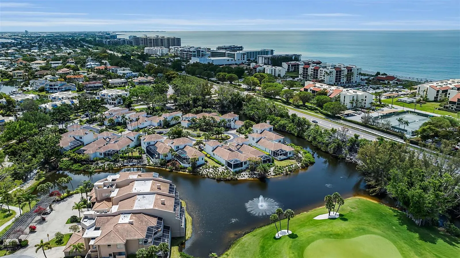 1915 Harbour Links Circle, FL