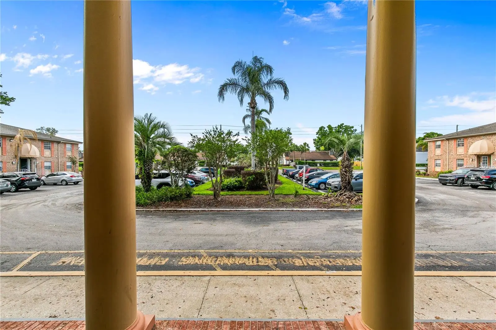 416 Banyon Tree Circle, FL