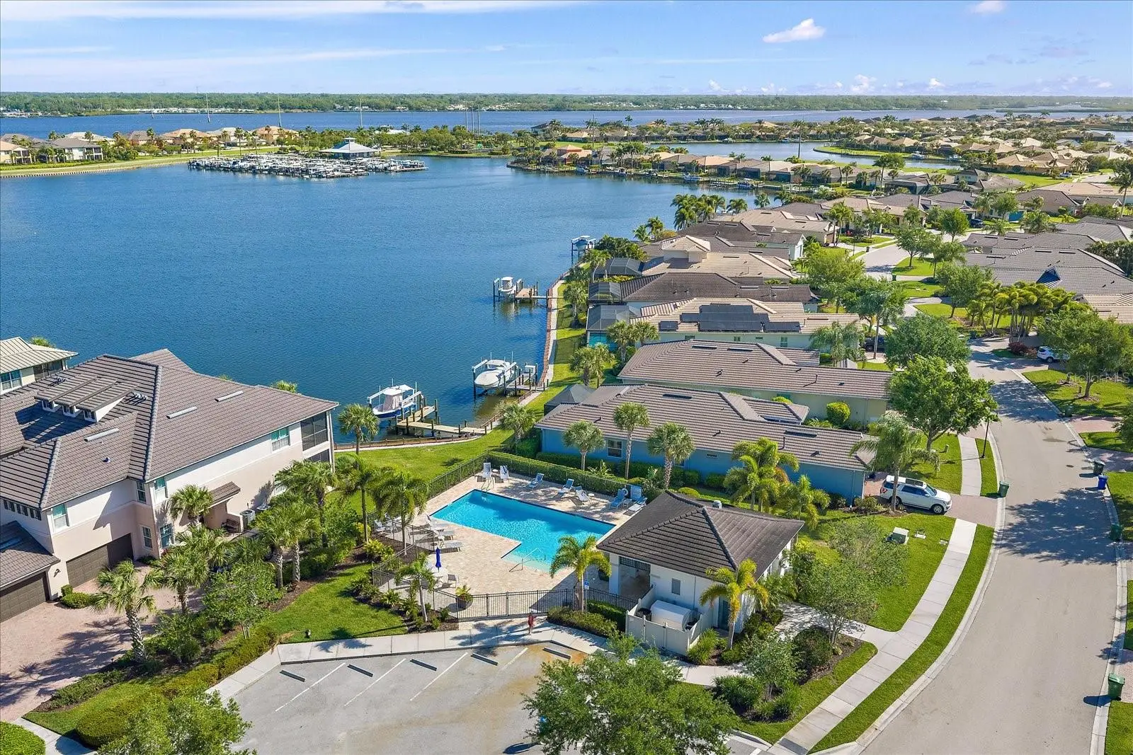 5040 Lake Overlook Avenue, FL