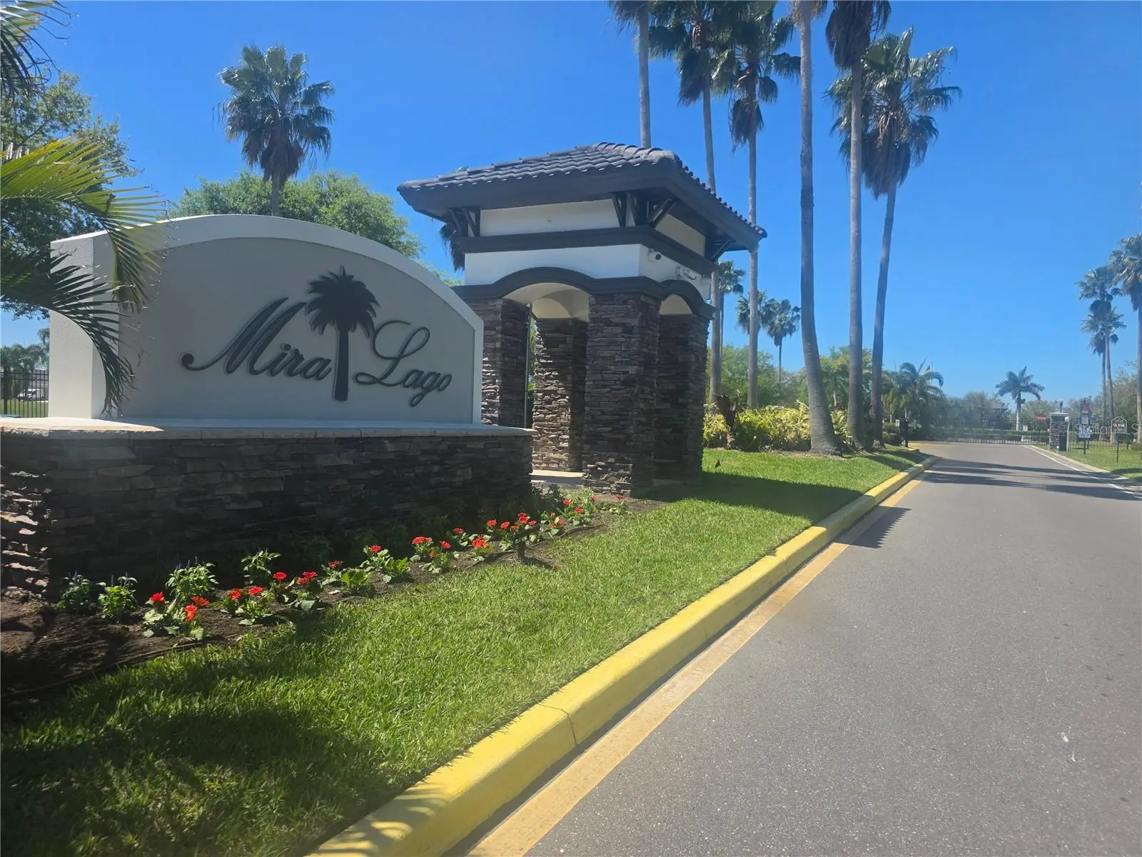 563 Vista Ridge Drive, FL
