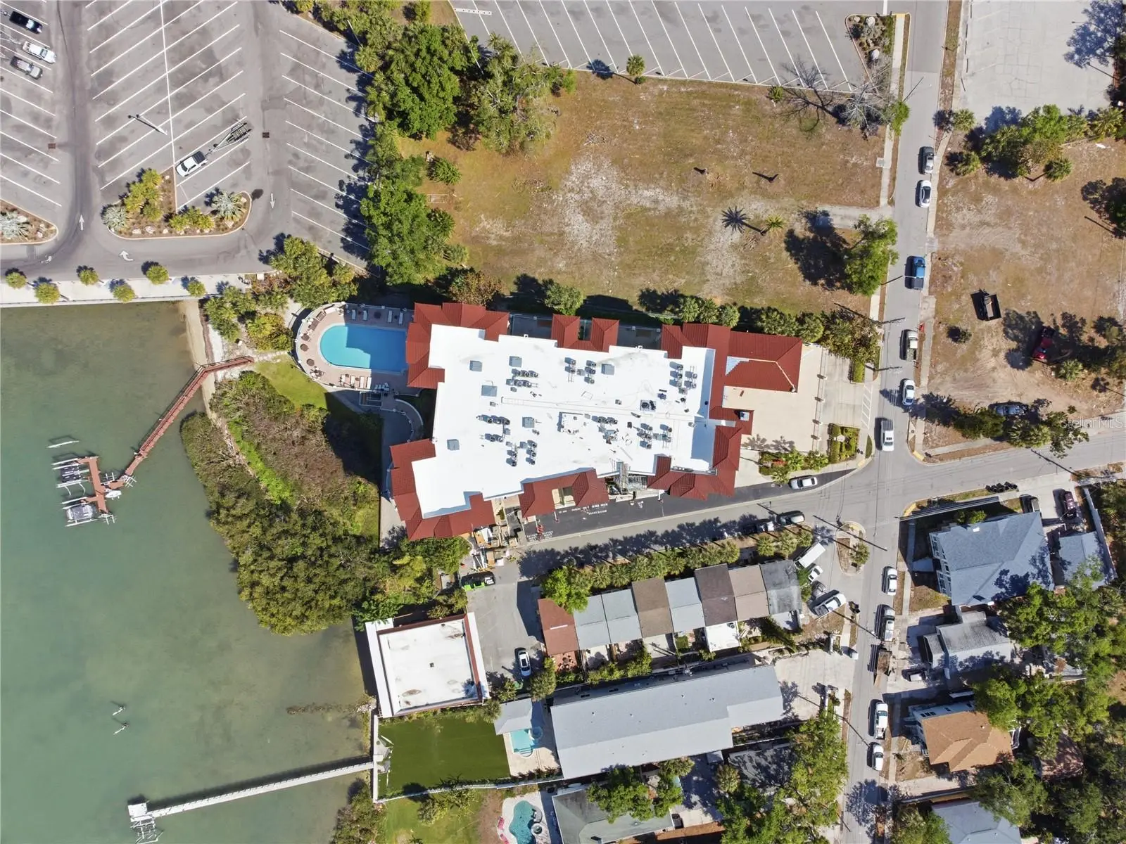 700 Osceola Avenue, FL