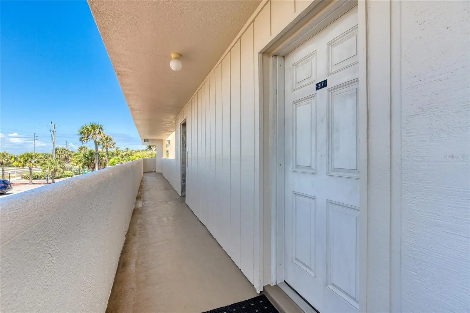 935 Ocean Shore Boulevard, FL