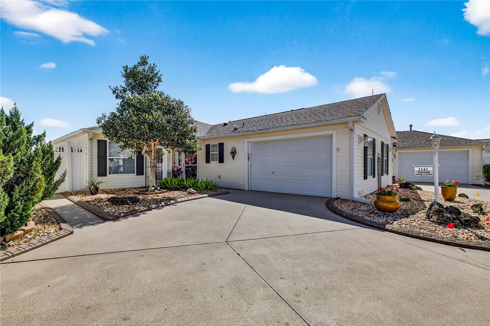 1147 Elizabeth Court, FL