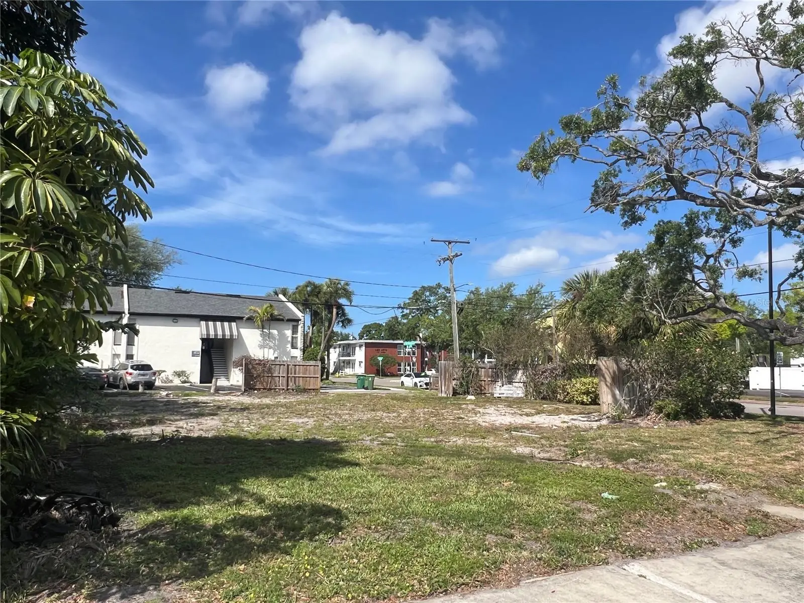 404 Davis Boulevard, FL