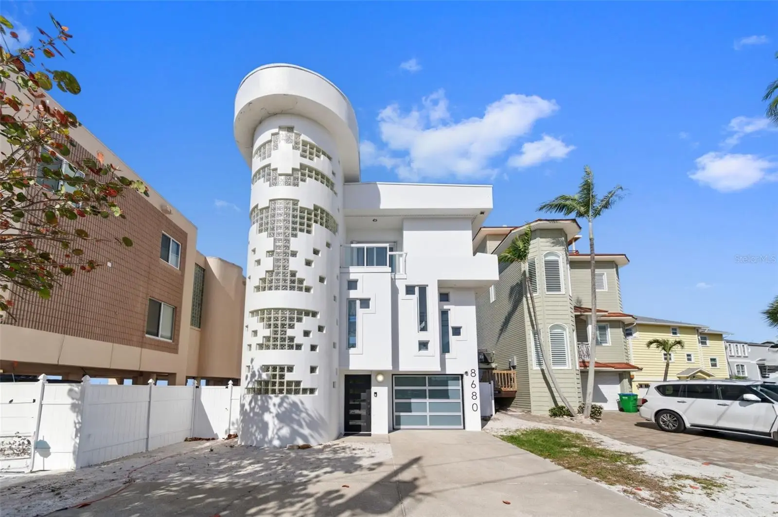 8680 Gulf Boulevard, FL