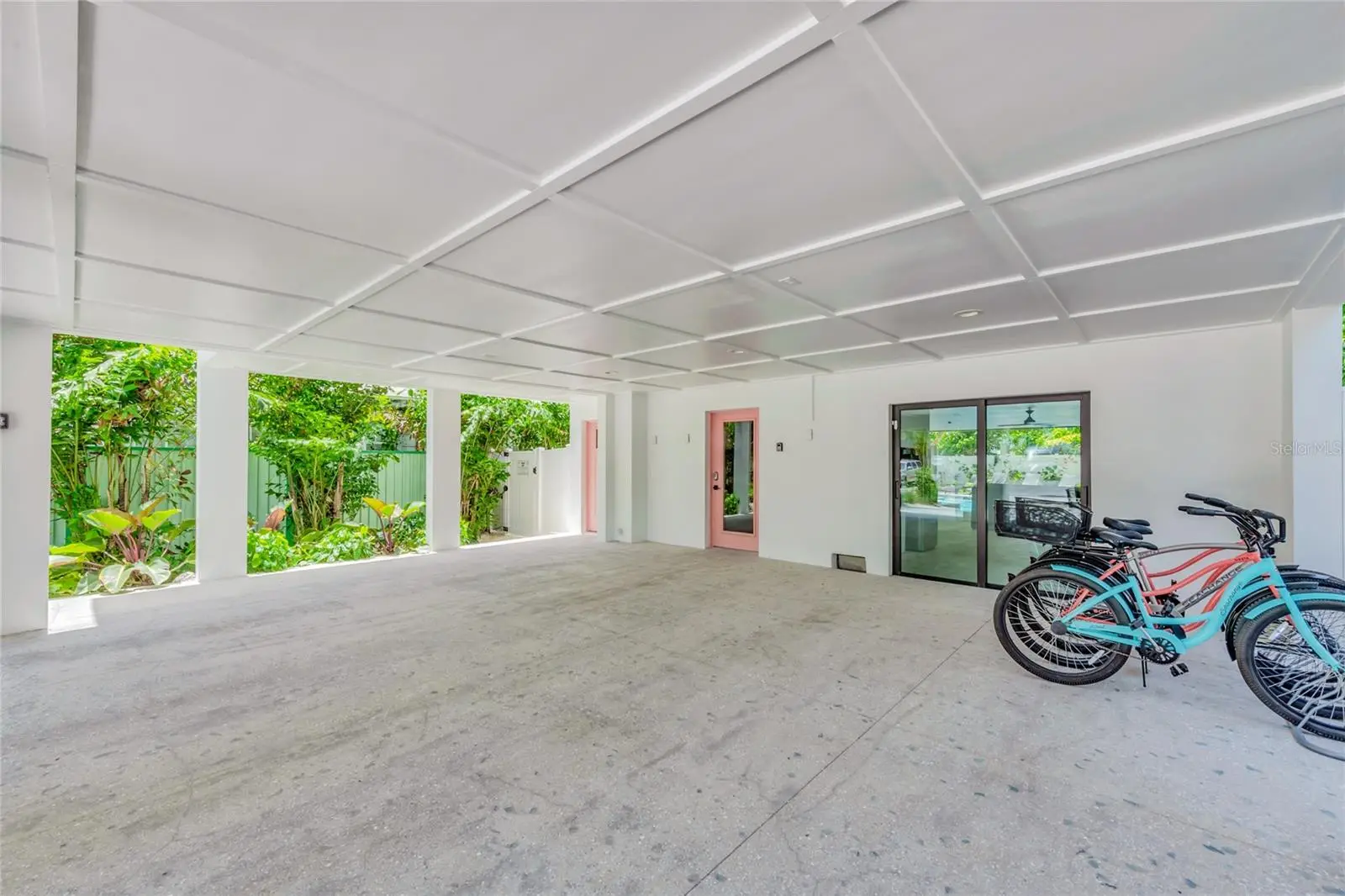 209 Garfield Drive, FL
