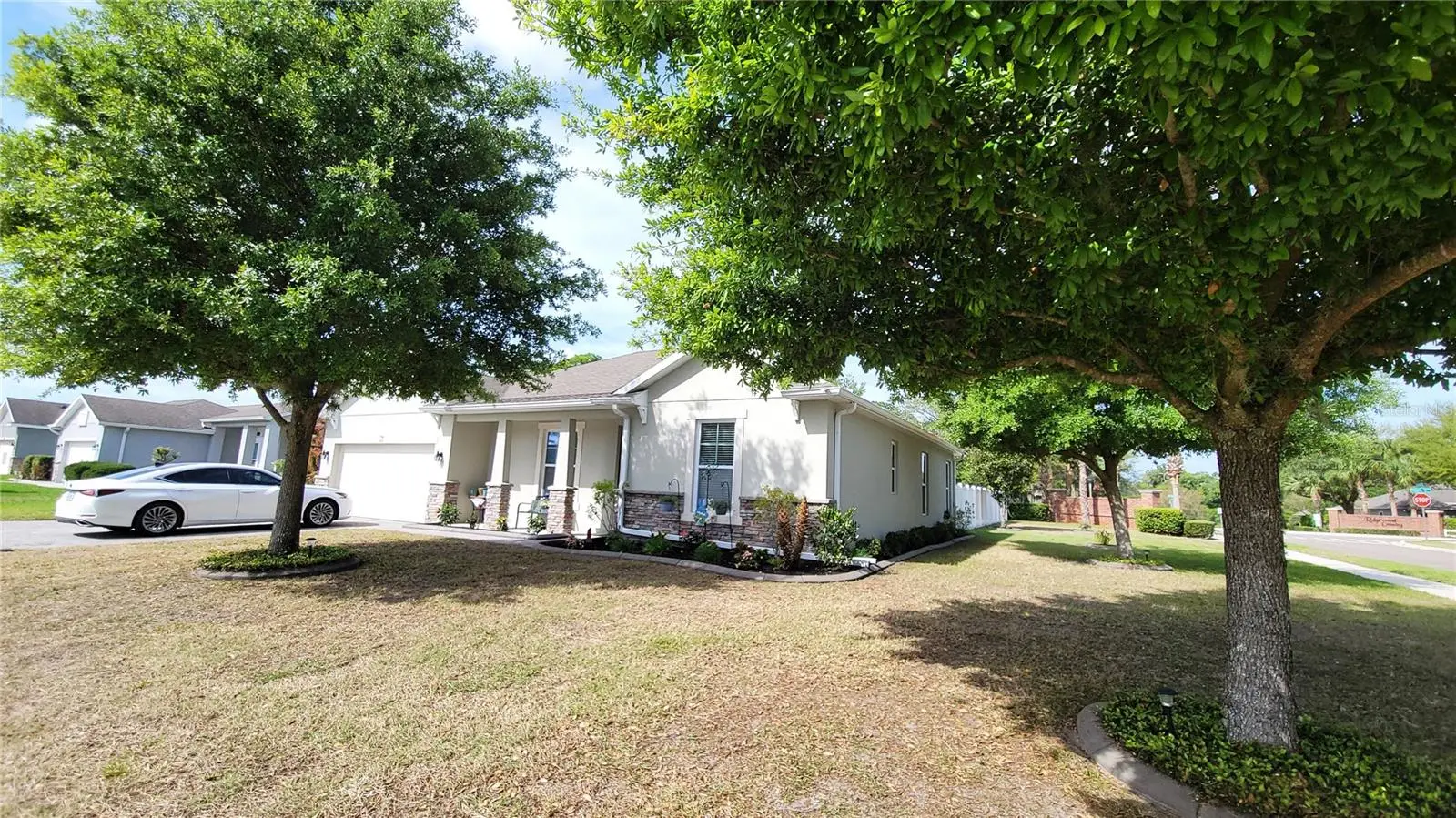 600 Sugar Ridge Dr, FL
