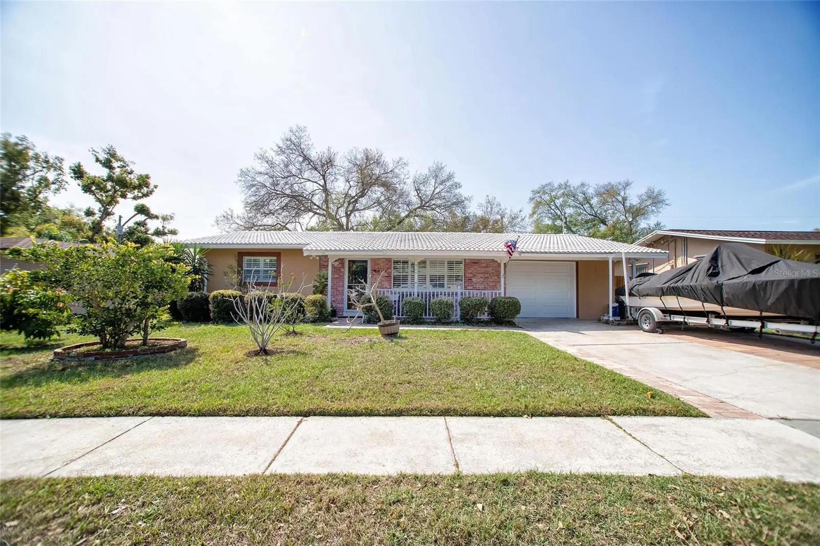 989 8th Avenue, FL