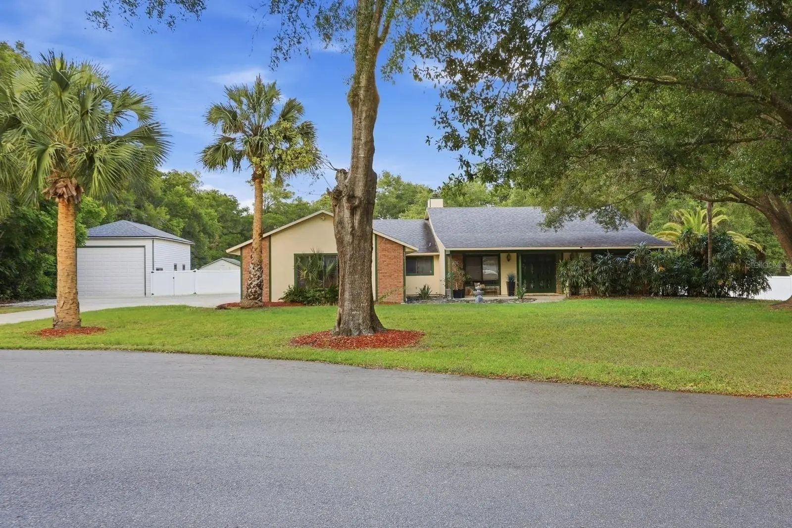 3501 Hill Stream Avenue, FL