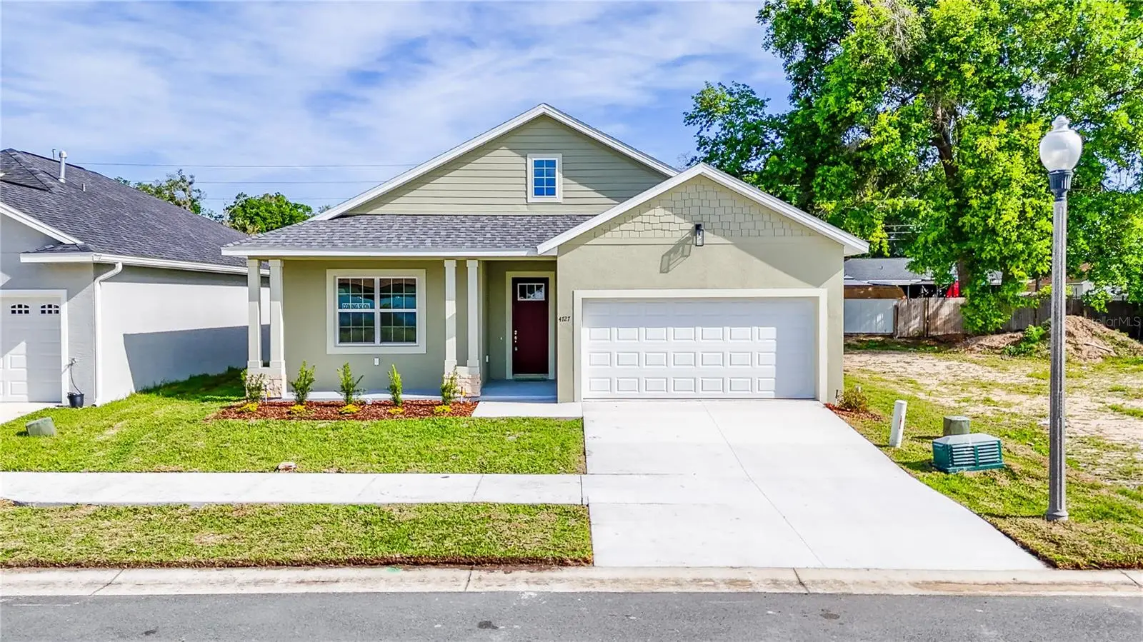4727 25th Loop, FL