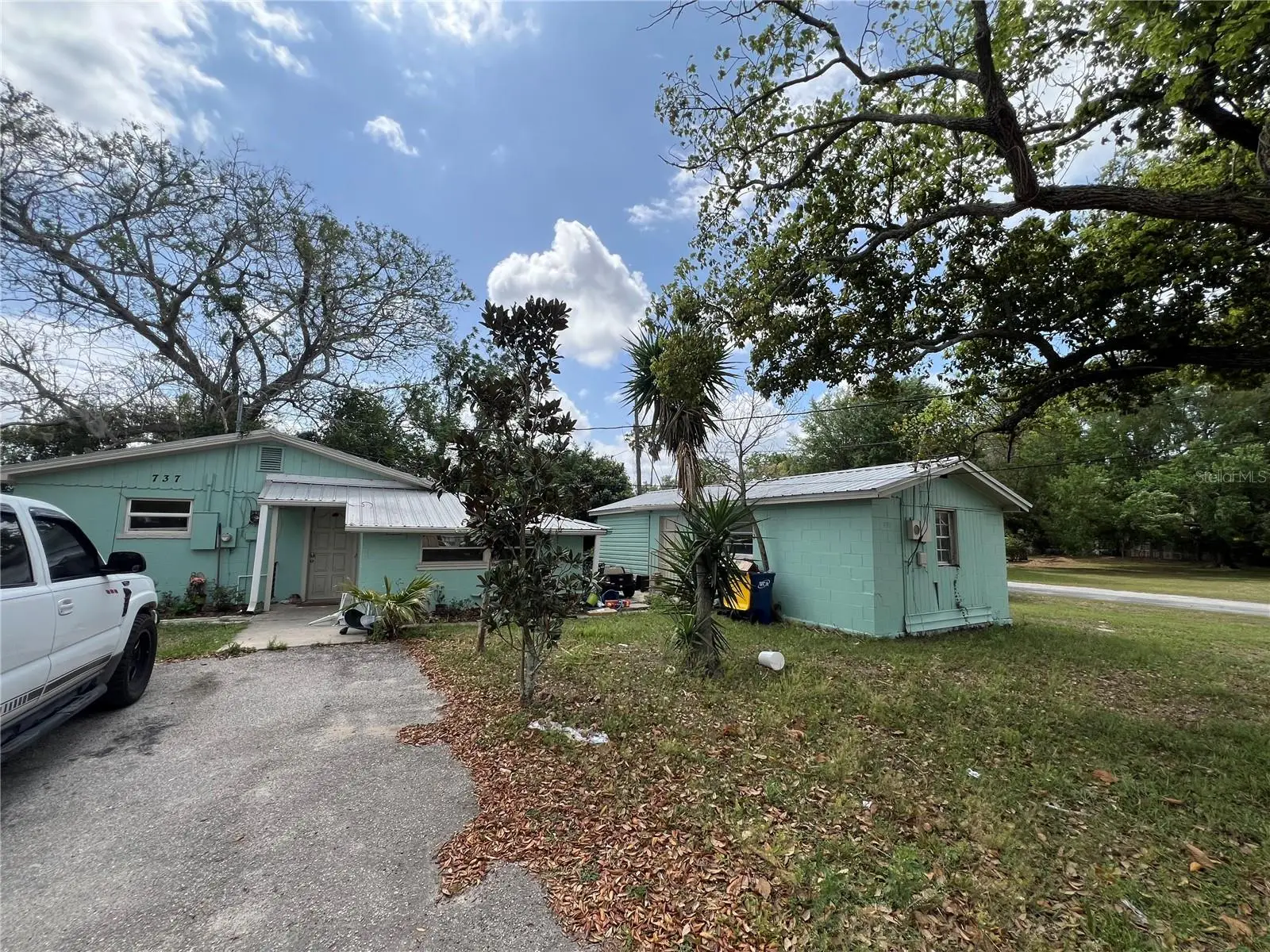 737 Albrook Street, FL