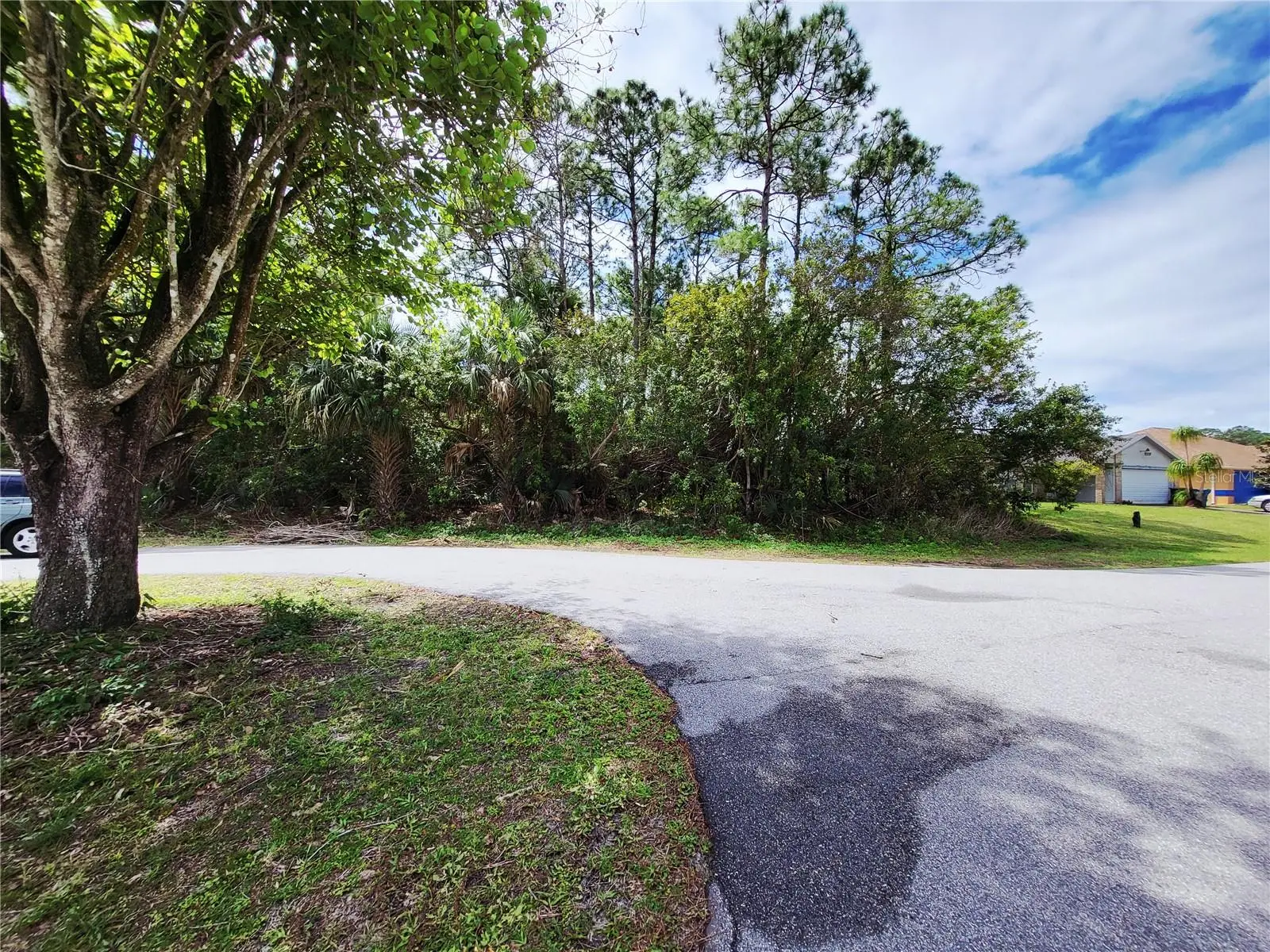 1720 Lantana Court, FL
