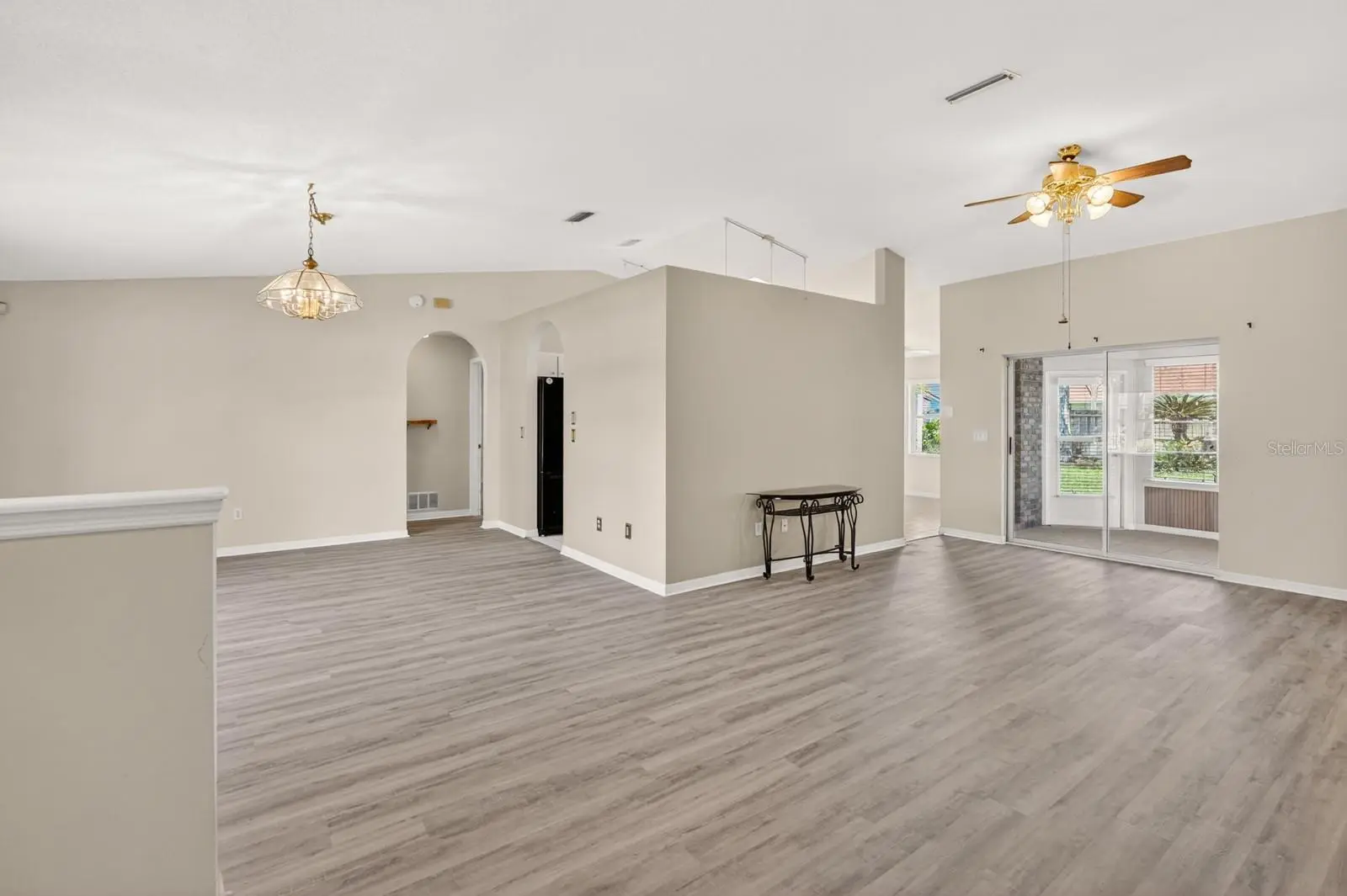 153 Wellstone Drive, FL
