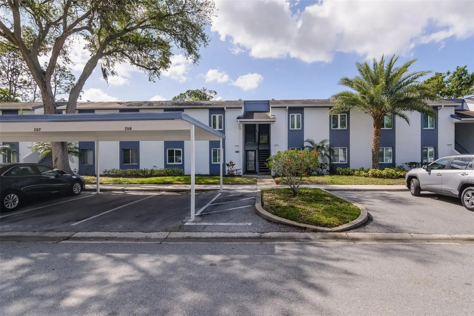 207 Cypress Lane, FL