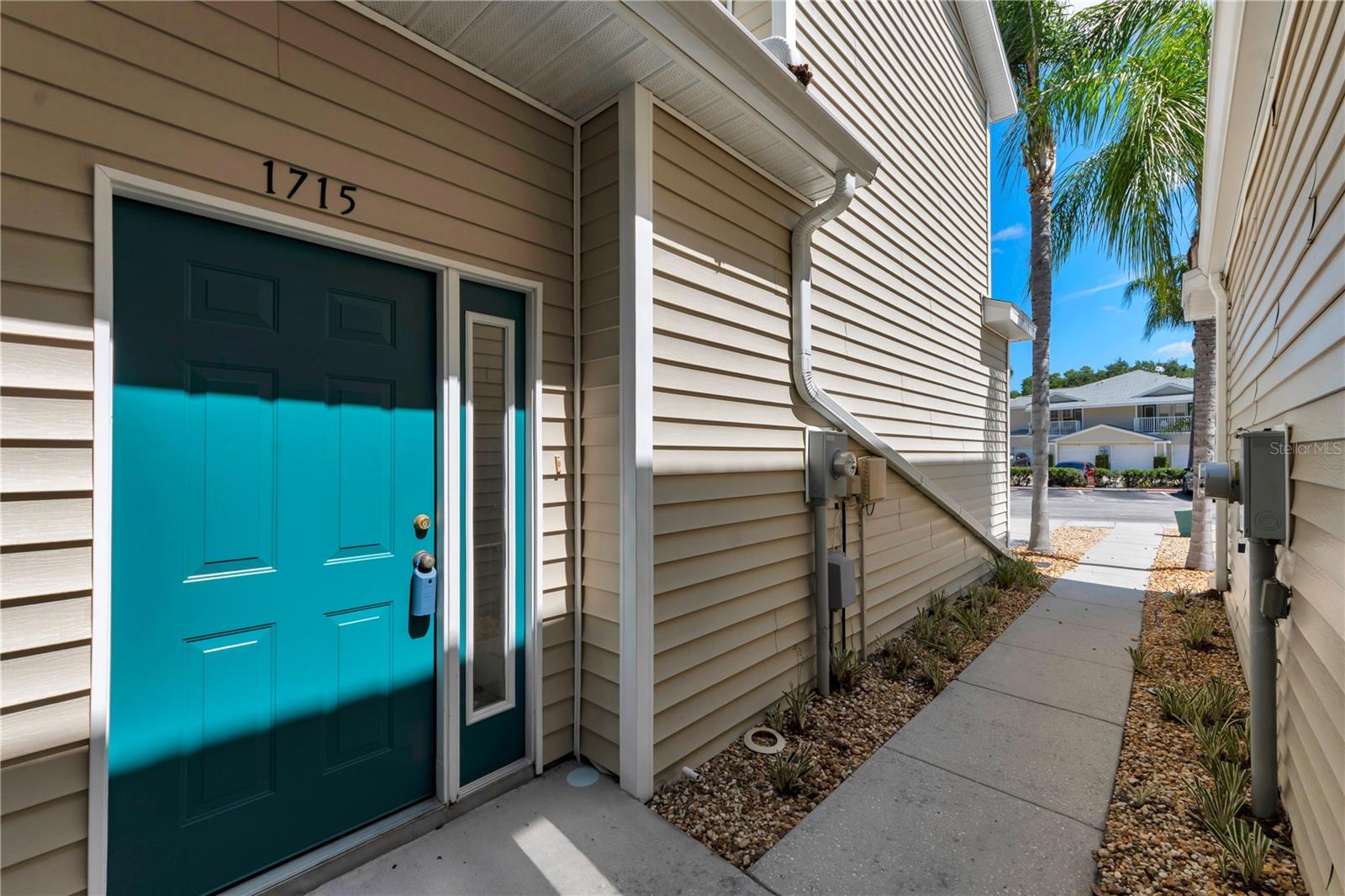 1715 Hammocks Avenue, FL