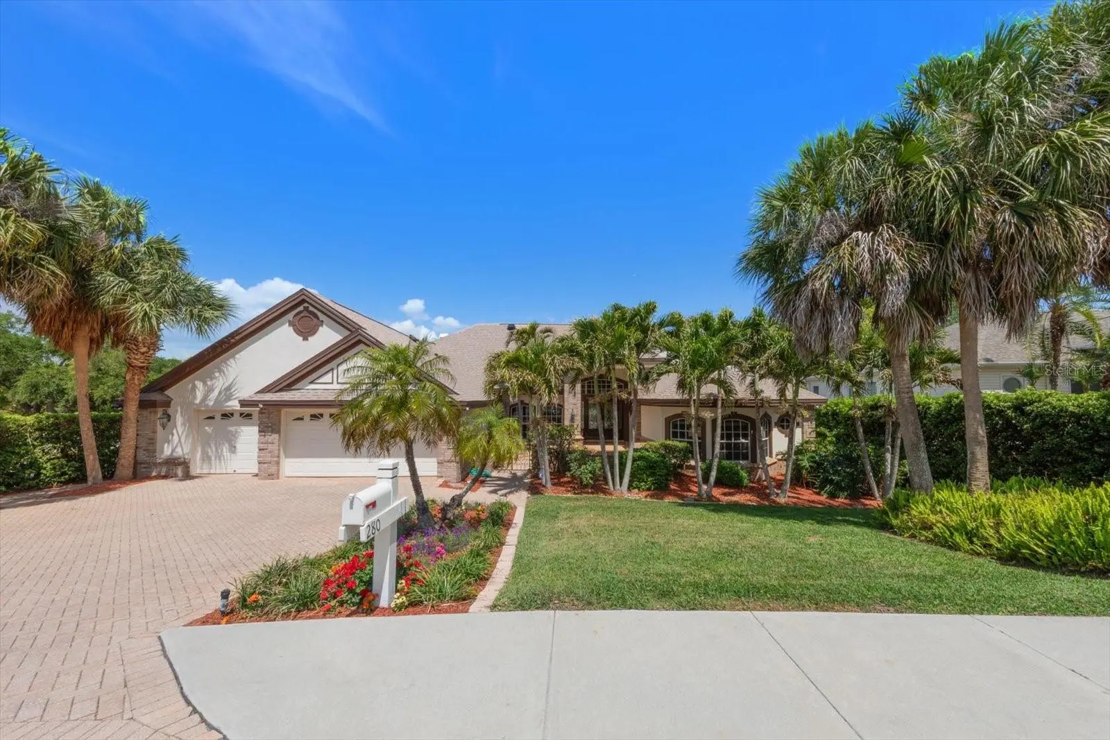 280 Belleview Boulevard, FL
