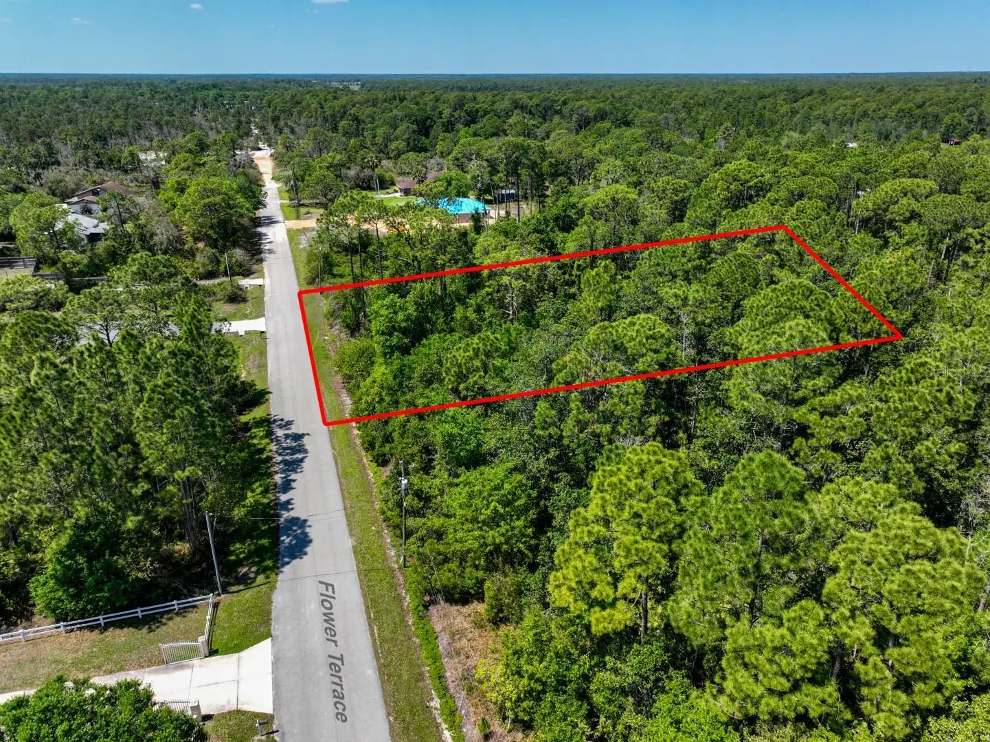 2022 Flower Terrace, FL