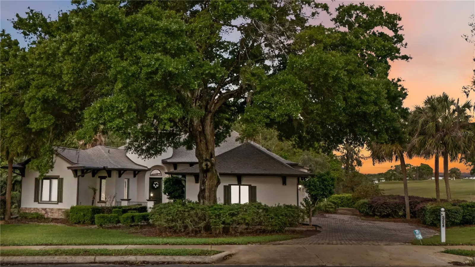 5204 Greens Drive, FL