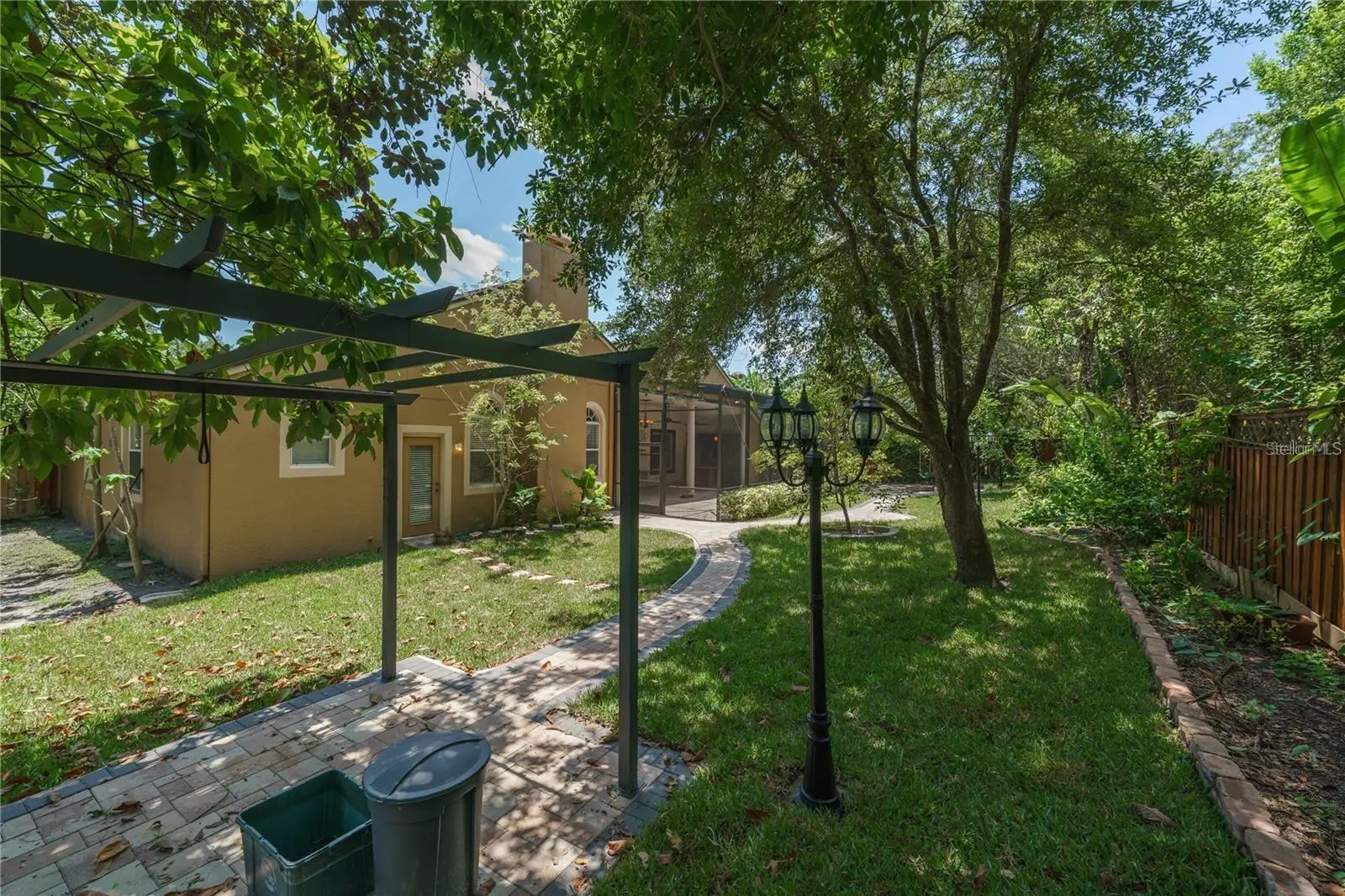 140 Seville Chase Drive, FL