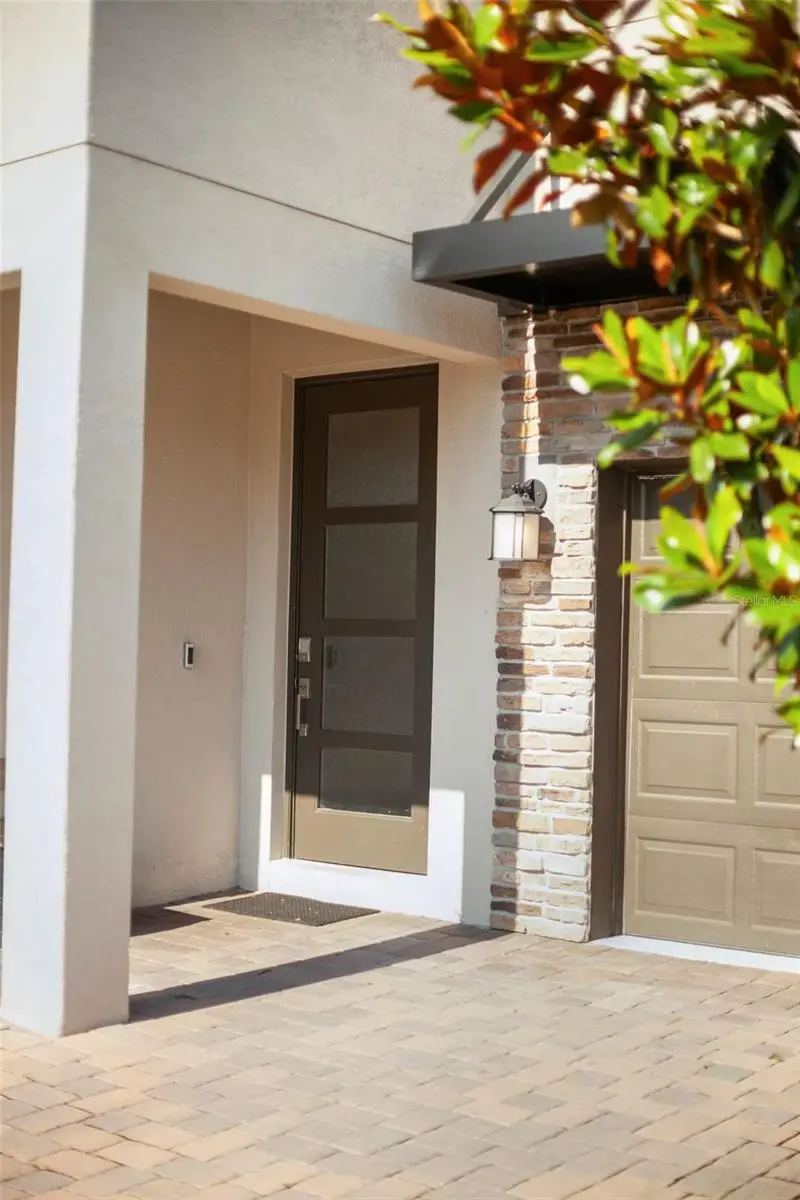 1069 Leader Street, FL