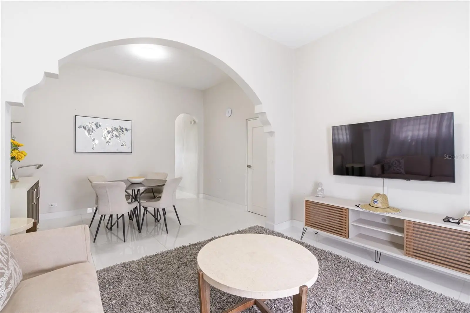 56 Calle F Krug Condado #4