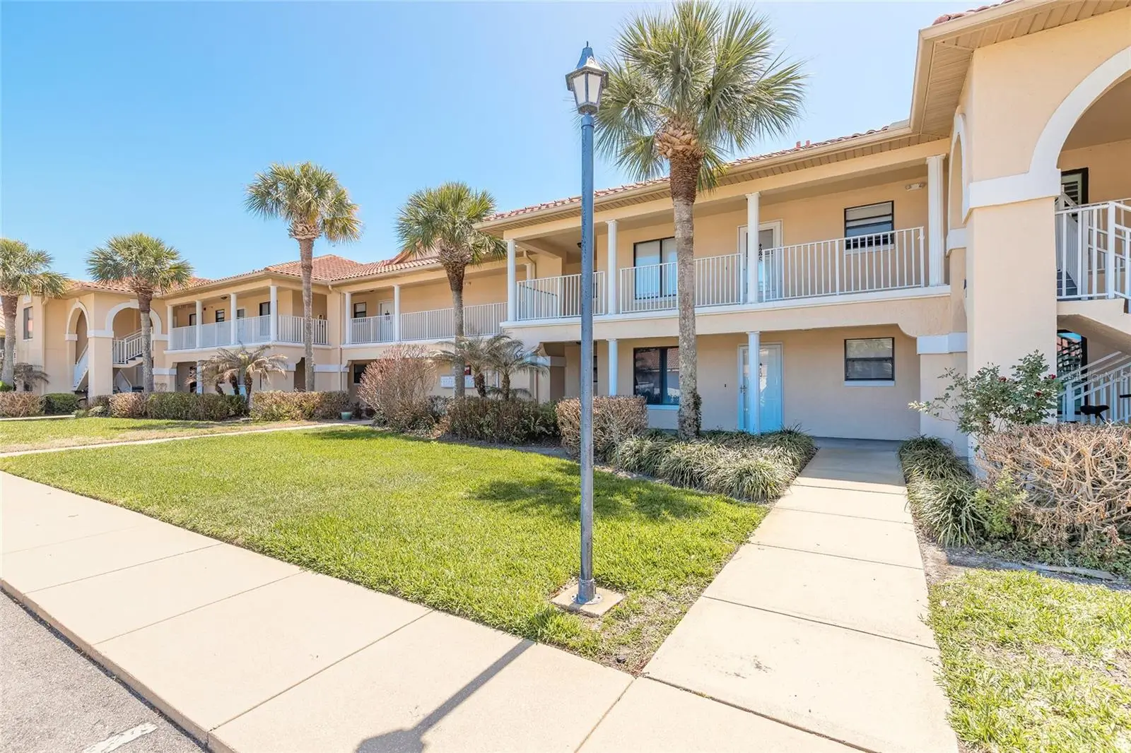 402 Bouchelle Drive, FL